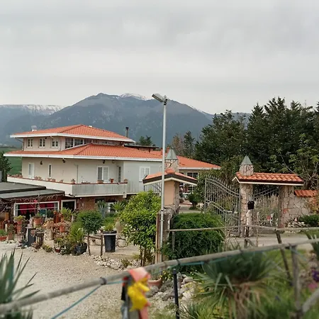 Agriturismo Amore Mio Da Tony E Giusy Фермерский дом